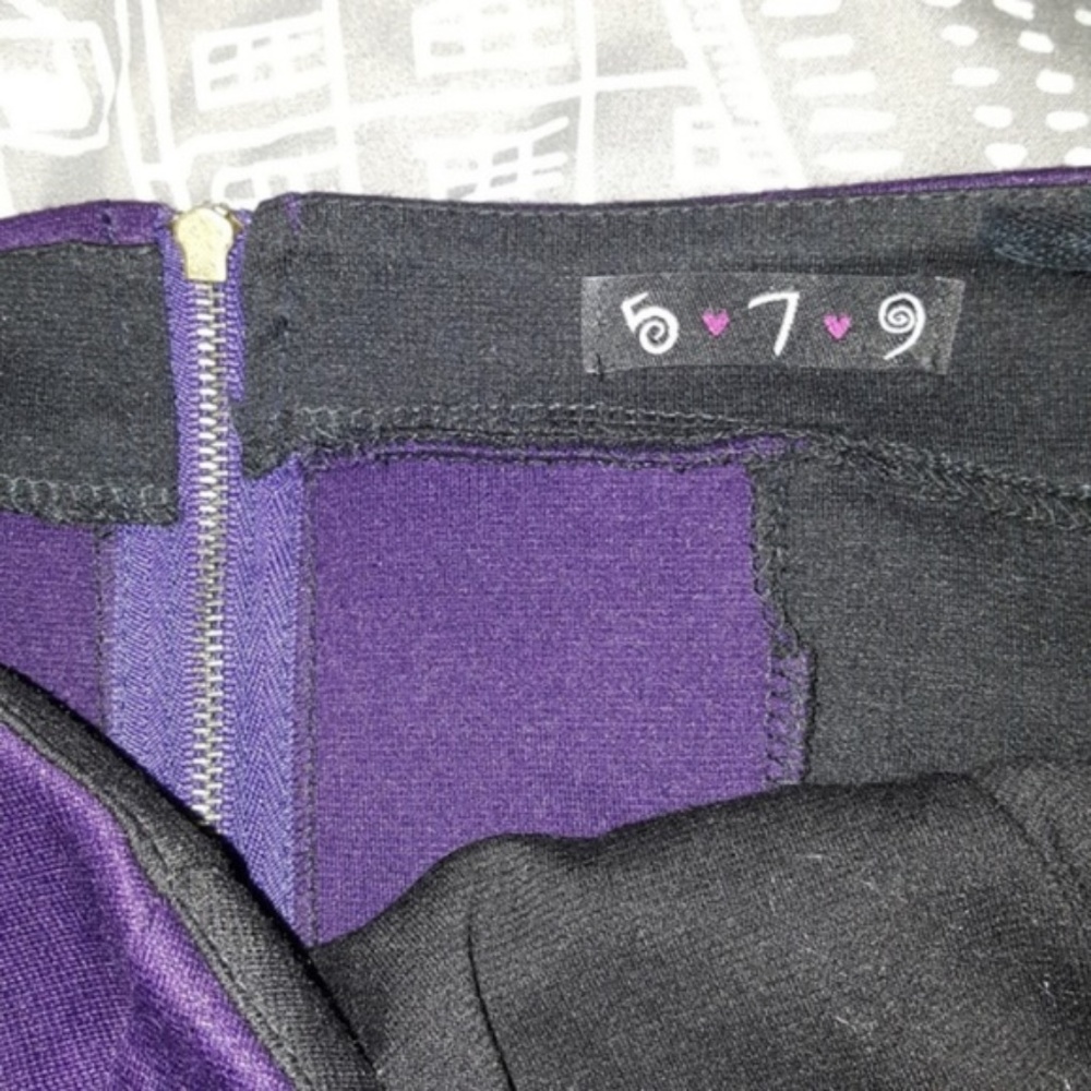 579 Strapless Dress with Pockets - Picture 7 of 7